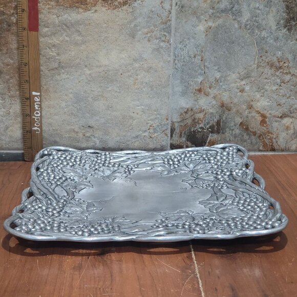 Arthur Court Grapevine Aluminum Tray 1993 - Picture 11 of 11